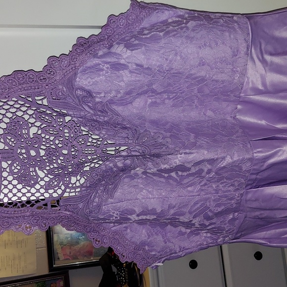 Bran new wedding dress - Picture 3 of 16